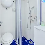 Blue Di