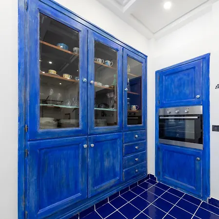 Blue Di * Κάπρι